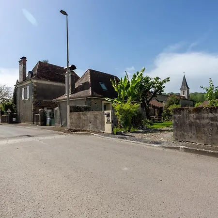 Les Charmilles בית נופש Mont (Pyrenees-Atlantiques)